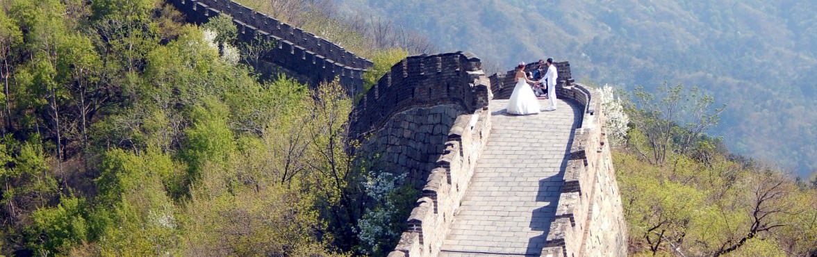 Wedding Pictures on the Great Wall at Mutianyu