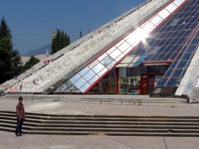 Albanian weirdness at its finest